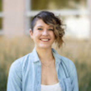 Meet your Posher, Kendra